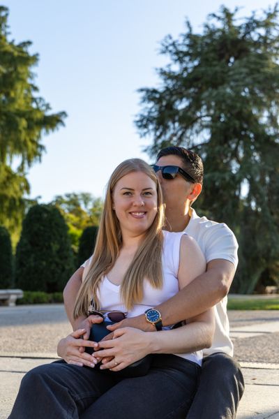 Professional photoshoot at Retiro Park in Madrid — photo by Paula Montoya, Smiler