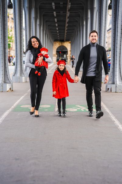 Eiffel Tower Photoshoot in Paris in Paris — photo by sudhir Nair, Smiler