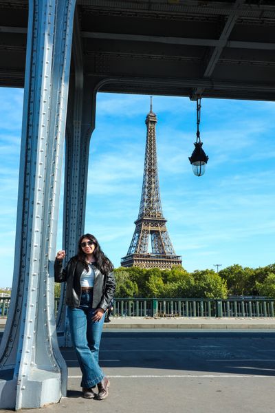 Eiffel Tower Photoshoot in Paris in Paris — photo by Sami Photography, Smiler