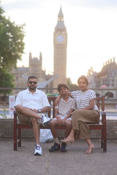 Photoshoot at Tower Bridge and Tower of London Private, London in London — photo by S REDDY, Smiler