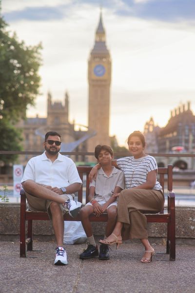 Photoshoot at Tower Bridge and Tower of London Private, London in London — photo by S REDDY, Smiler