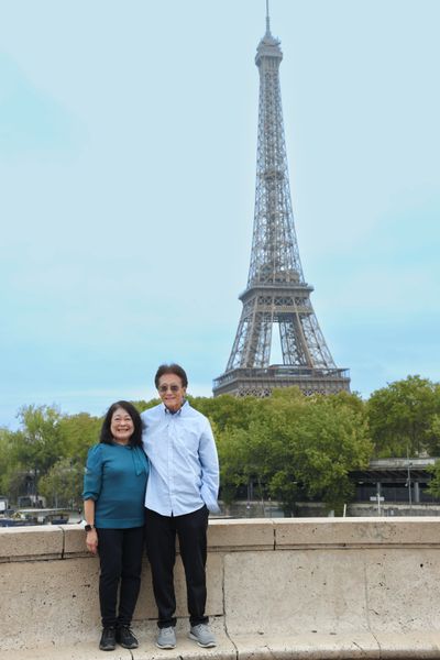 Eiffel Tower Photoshoot in Paris in Paris — photo by Sami Photography, Smiler