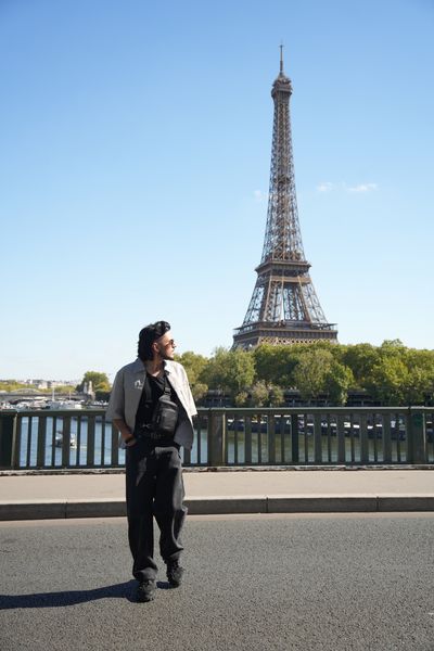 Eiffel Tower Photoshoot in Paris in Paris — photo by mohamed mahaerm, Smiler