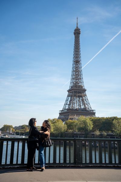 Eiffel Tower Photoshoot in Paris in Paris — photo by mohamed mahaerm, Smiler