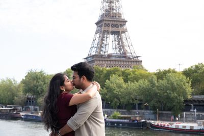 Eiffel Tower Photoshoot in Paris in Paris — photo by Moments in Paris, Smiler