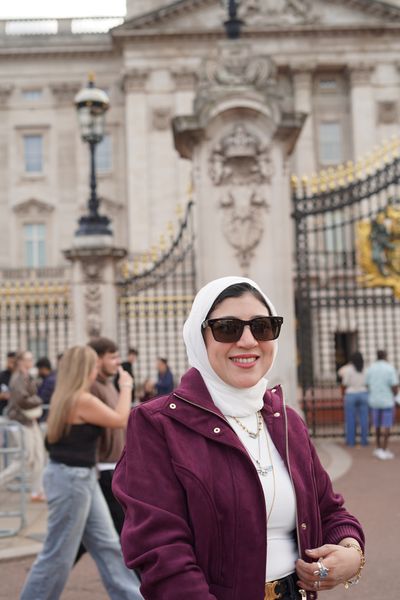 Landmark photo tour, London in London — photo by ANWAR HUSSAIN, Smiler