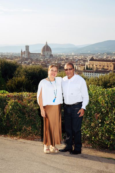 Professional photoshoot at Piazzale Michelangelo in Florence — photo by Viktoria Photo, Smiler