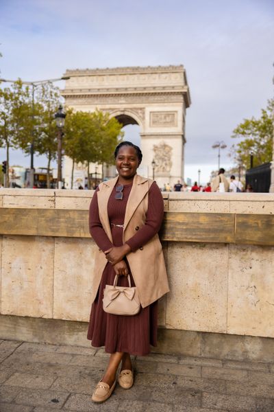 Arc de Triomphe Photoshoot in Paris in Paris — photo by Bojan Stanković, Smiler