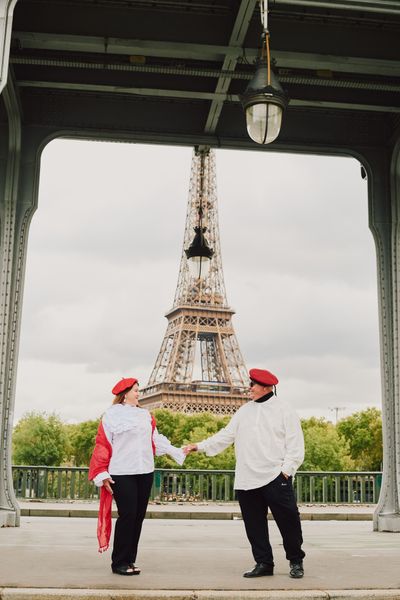 Eiffel Tower Photoshoot in Paris in Paris — photo by Romain B, Smiler