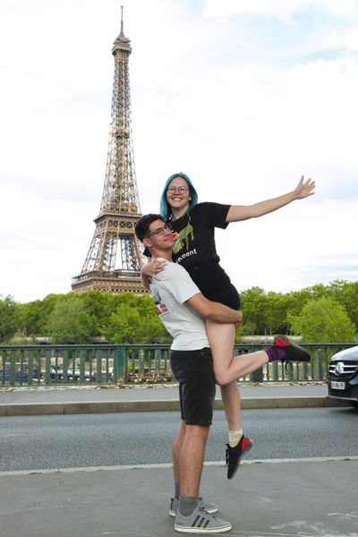 Eiffel Tower Photoshoot in Paris in Paris — photo by Sami Photography, Smiler