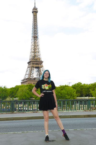 Edina — Eiffel Tower Photoshoot in Paris · 2 w ago — photo by Sami Photography, Smiler