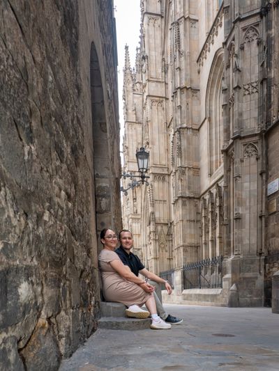 Professional photoshoot at Gothic Quarter in Barcelona — photo by María Cristina Roldán, Smiler