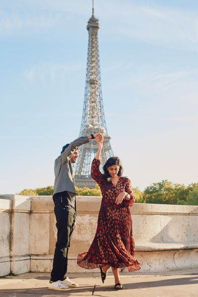 Eiffel Tower Photoshoot in Paris in Paris — photo by Romain B, Smiler