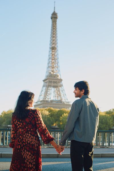 Eiffel Tower Photoshoot in Paris in Paris — photo by Romain B, Smiler