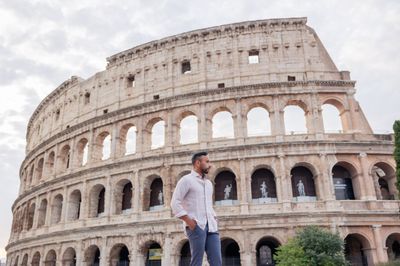 Professional photoshoot at the Colosseum in Rome — photo by Francesco Macioni, Smiler