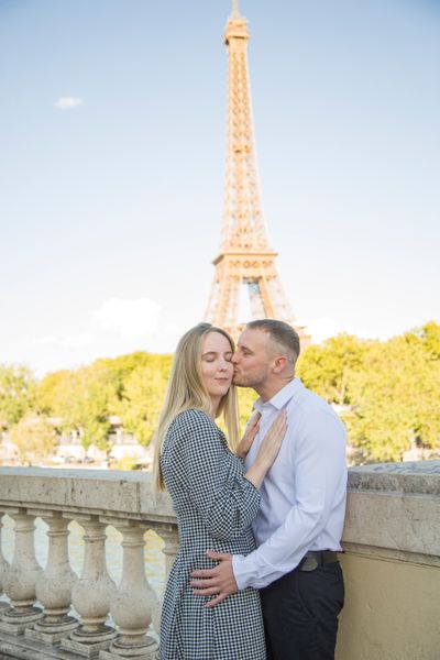 Eiffel Tower Photoshoot in Paris in Paris — photo by Vishwajeet Devrukhkar, Smiler