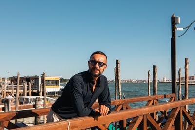 Professional photoshoot at the Piazza San Marco in Venice in Venice — photo by K Yellow, Smiler