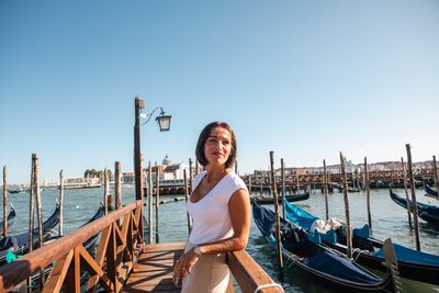 Professional photoshoot at the Piazza San Marco in Venice in Venice — photo by K Yellow, Smiler