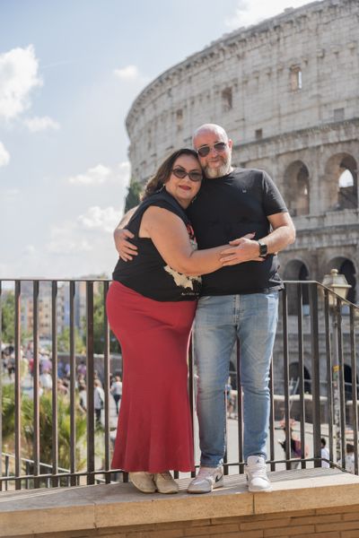 Professional photoshoot at the Colosseum in Rome — photo by Felice Scala, Smiler