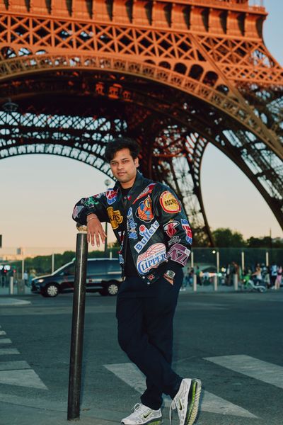 Eiffel Tower Photoshoot in Paris in Paris — photo by Romain B, Smiler