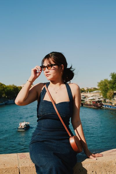 Eiffel Tower Photoshoot in Paris in Paris — photo by Romain B, Smiler