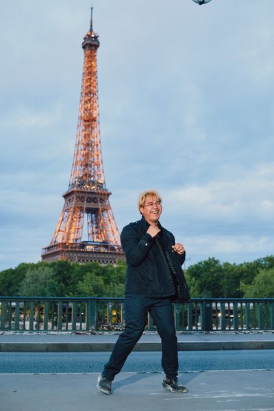 Eiffel Tower Photoshoot in Paris in Paris — photo by Romain B, Smiler