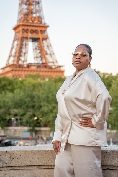 Eiffel Tower Photoshoot in Paris in Paris — photo by Kouss AMOURA, Smiler