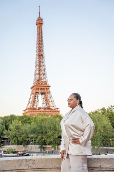 Eiffel Tower Photoshoot in Paris in Paris — photo by Kouss AMOURA, Smiler