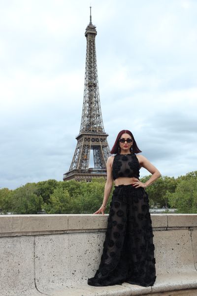 Eiffel Tower Photoshoot in Paris in Paris — photo by Sami Photography, Smiler