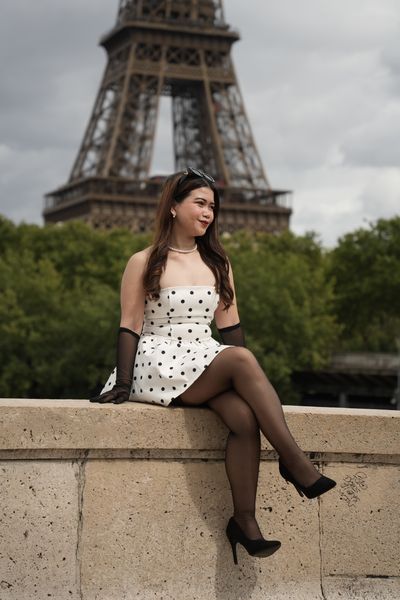 Eiffel Tower Photoshoot in Paris in Paris — photo by mohamed mahaerm, Smiler