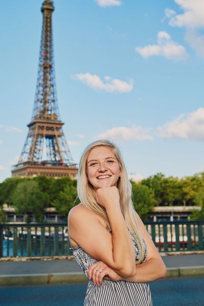 Eiffel Tower Photoshoot in Paris in Paris — photo by Romain B, Smiler