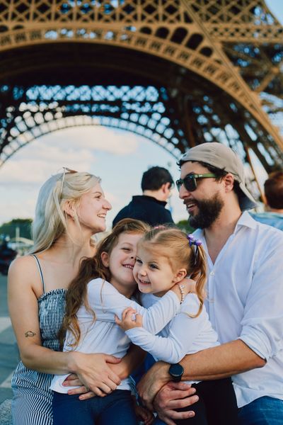 Eiffel Tower Photoshoot in Paris in Paris — photo by Romain B, Smiler