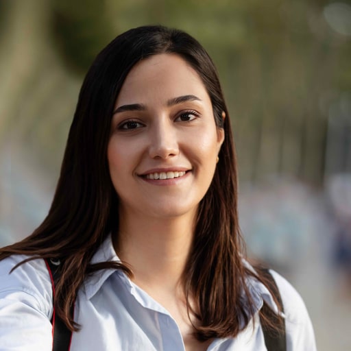 Saba Fadakar