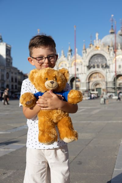 Photoshoot at the Piazza San Marco, Venice in Venice — photo by Fabion Aleksi, Smiler