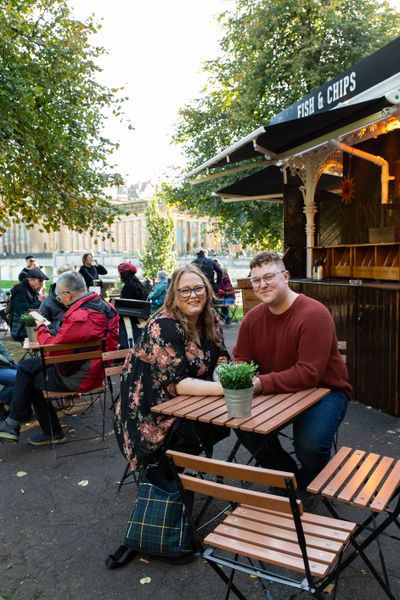 Private photo tour at old town in Edinburgh — photo by Melissa Clark, Smiler