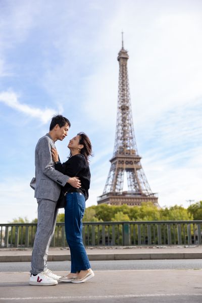 Eiffel Tower Photoshoot in Paris in Paris — photo by Bojan Stanković, Smiler