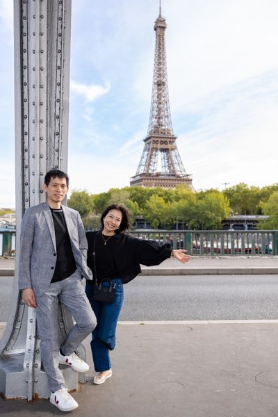 Eiffel Tower Photoshoot in Paris in Paris — photo by Bojan Stanković, Smiler