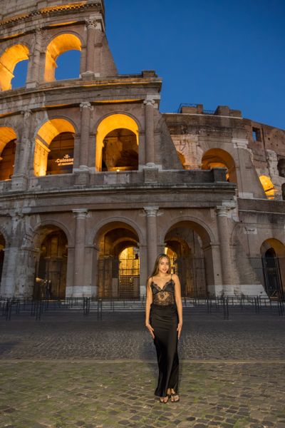 Professional photoshoot at the Colosseum in Rome — photo by Felice Scala, Smiler