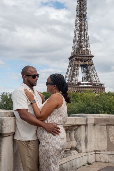 Eiffel Tower Photoshoot in Paris in Paris — photo by mohamed mahaerm, Smiler