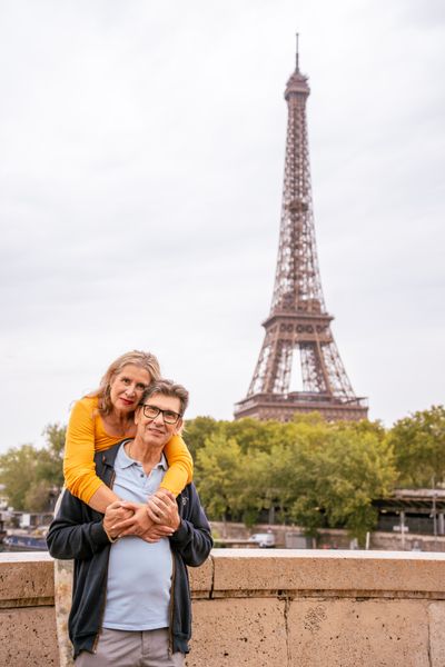 Eiffel Tower Photoshoot in Paris in Paris — photo by Kouss AMOURA, Smiler