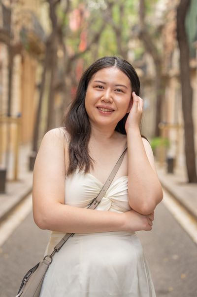 Photoshoot at Sagrada Familia, Barcelona in Barcelona — photo by Macarena Farias, Smiler