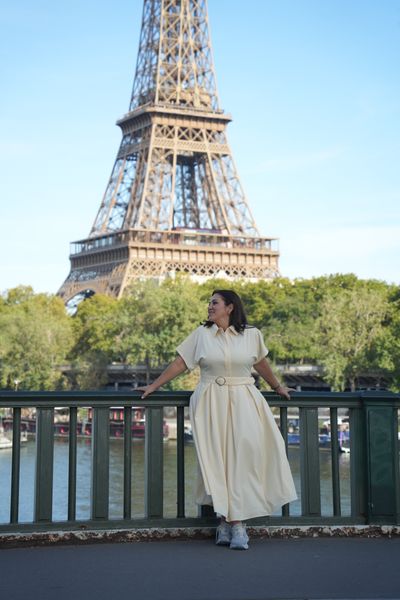 Eiffel Tower Photoshoot in Paris in Paris — photo by mohamed mahaerm, Smiler