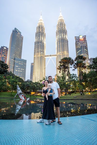 Photoshoot at Petronas Towers, Kuala Lumpur · 3 w ago — photo by Satyaseelan Sivam, Smiler