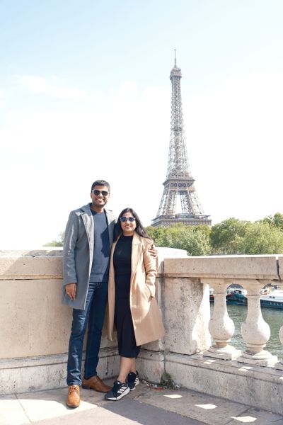 Eiffel Tower Photoshoot in Paris in Paris — photo by Benoît de LABEAUME, Smiler