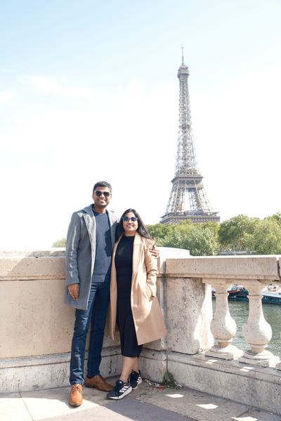 Eiffel Tower Photoshoot in Paris in Paris — photo by Benoît de LABEAUME, Smiler