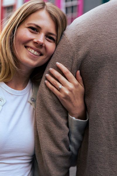 Romantic photoshoot for couples in Edinburgh — photo by Melissa Clark, Smiler