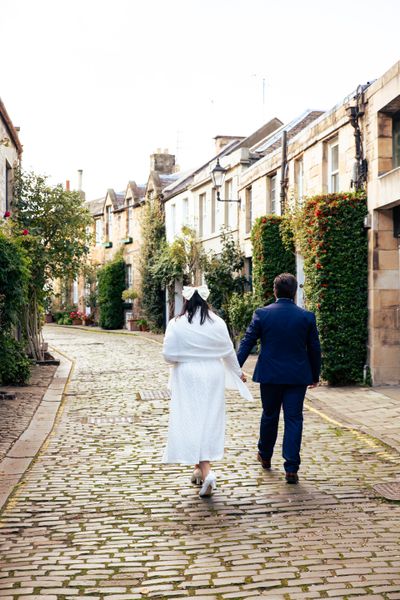 Romantic photoshoot for couples in Edinburgh — photo by Melissa Clark, Smiler