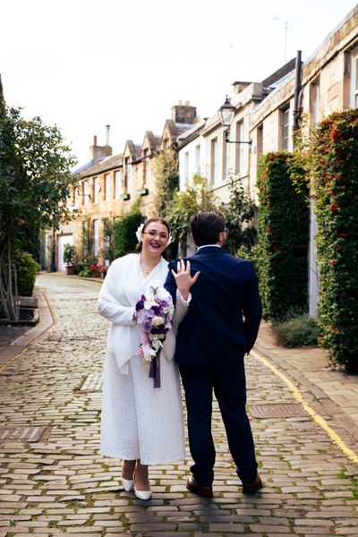 Romantic photoshoot for couples in Edinburgh — photo by Melissa Clark, Smiler