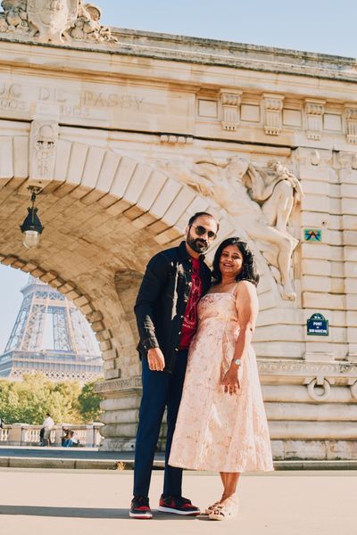 Eiffel Tower Photoshoot in Paris in Paris — photo by Romain B, Smiler