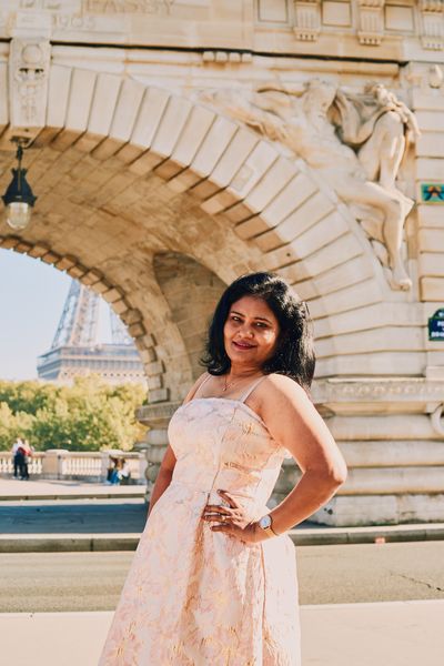 Eiffel Tower Photoshoot in Paris in Paris — photo by Romain B, Smiler